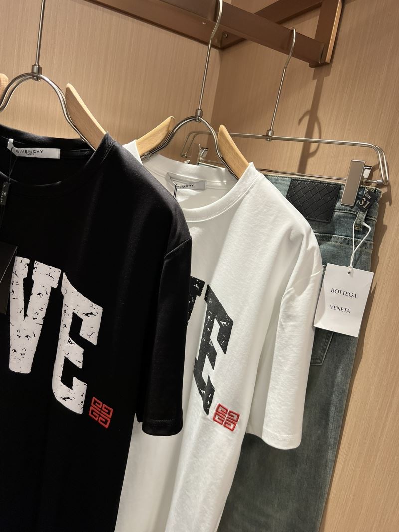 Givenchy T-Shirts